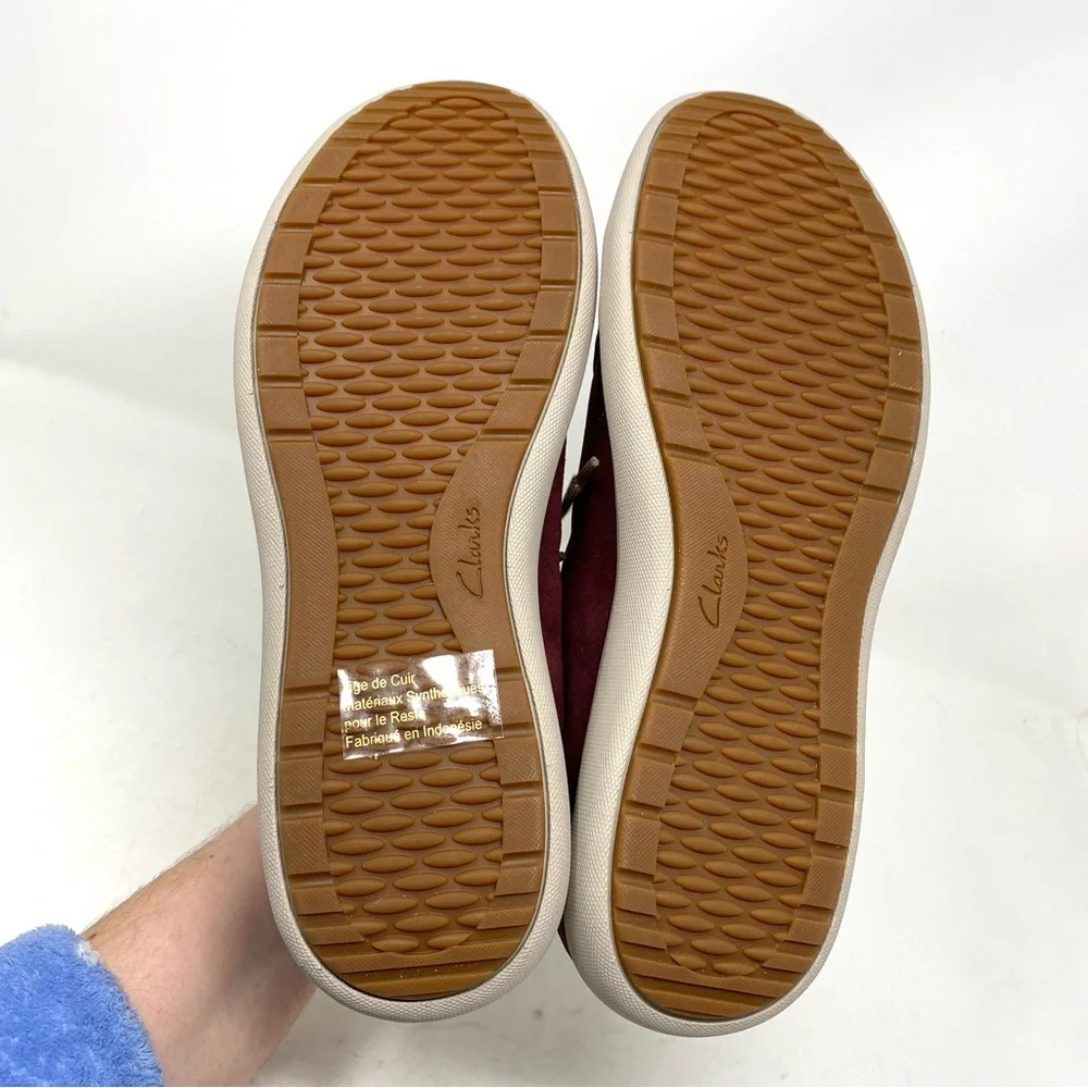 Clarks Nalle Lace Sneaker Burgundy Suede Zip Wide Width Comfort Walking Shoe
